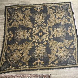 Alexander McQueen Black and Gold Patterned scarf